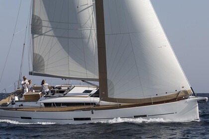 Noleggio Barca a vela Dufour Yachts 460 GL Liberty Ajaccio