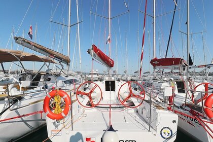Rental Sailboat Elan Elan 350 Biograd na Moru