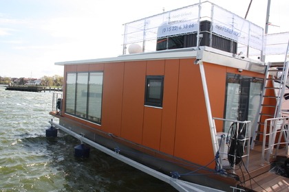 Location Péniche YA-RO Floating 30 Schwimmferienhaus Ribnitz-Damgarten