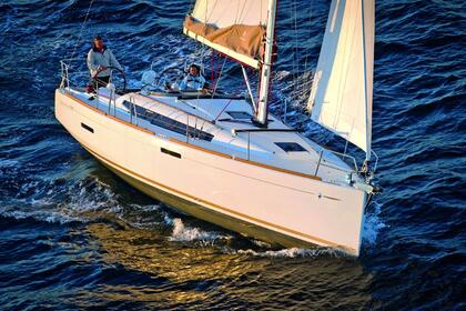 Charter Sailboat Jeanneau Sun Odyssey 389 Gibraltar