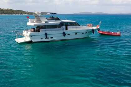 Charter Motor yacht Canados 58 Çeşme