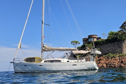 Charter Sailboat BENETEAU OCEANIS 40 Golfe Juan