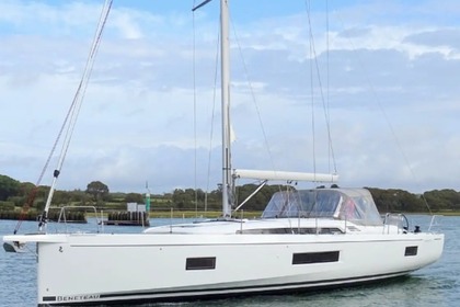 Charter Sailboat Bénéteau Oceanis 51.1 - 5 + 1 cab. Lefkada