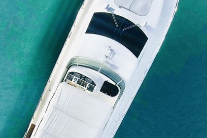 Alquiler Yate a motor UNIESSE Marine UNIESSE 55 FLY Olbia