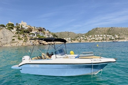 Miete Motorboot Trident Boats 630 Open Calp
