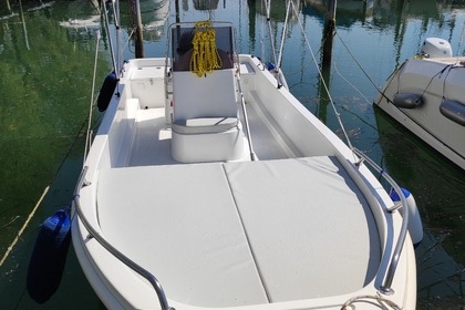 Charter Motorboat Allegra Corallo 19 Grado