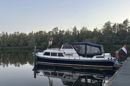 Charter Motorboat Eistawerf Doerak 950 AK Oosterhout