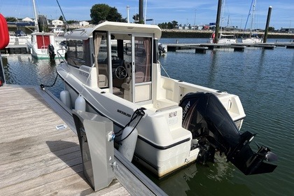 Hire Motorboat Quicksilver 555 Pilothouse Ouistreham