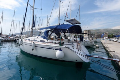 Location Voilier Bavaria 33 Cruiser Trogir