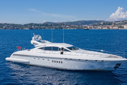 Location Yacht Mangusta 92 Cannes