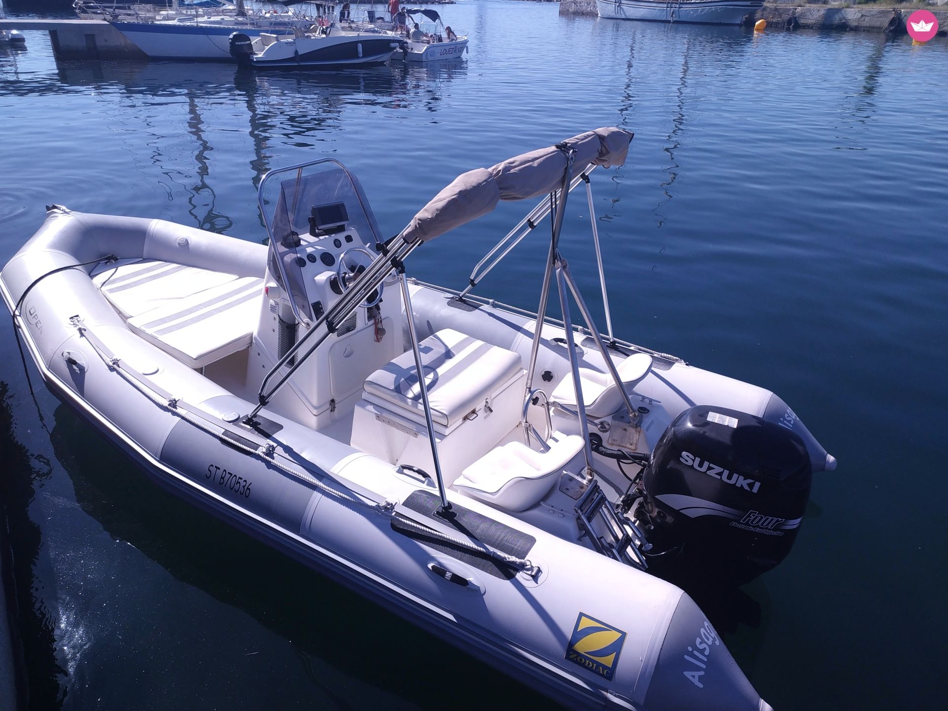 Rent Zodiac Pro Open 550 RIB (2010) in Marseille - Oceans Evasion