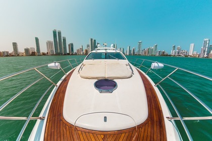 Alquiler Yate a motor Azimut 62' Cartagena
