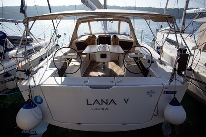 Miete Segelboot DUFOUR 430 Grand Large Lana V Pula