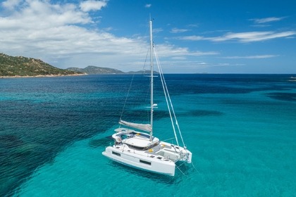Charter Catamaran Lagoon 38 Split