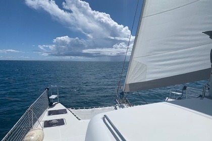 Location Catamaran Lagoon Lagoon 421 Pointe-à-Pitre