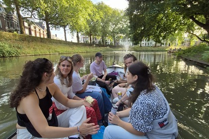 Charter Motorboat Leukothea Leukothea Utrecht