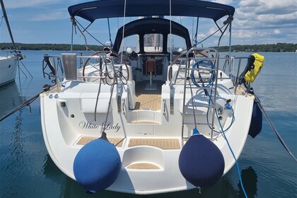 Miete Segelboot Beneteau Beneteau 50 Pula