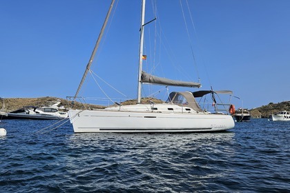 Rental Sailboat Beneteau First 31.7 Saint-Cyprien