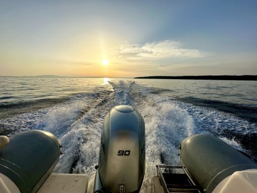 Rab Motorboat Japan BSC 53 alt tag text