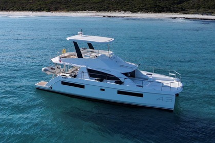 Charter Motor yacht Power Catamaran Sliema