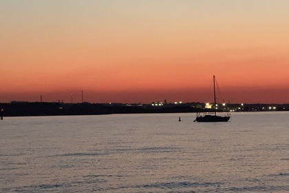 Hire RIB Ribcraft 7.8 Hamble-le-Rice