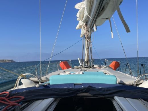 Pietà Sailboat Oceanis 40 alt tag text