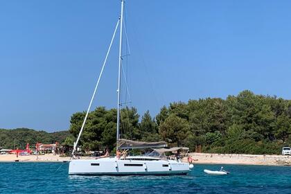 Location Voilier Jeanneau Sun Odyssey 410 Porto Santa Margherita