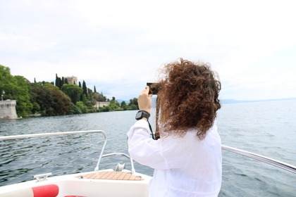 Чартер Моторная яхта Bellingardo Open Line Манерба-дель-Гарда