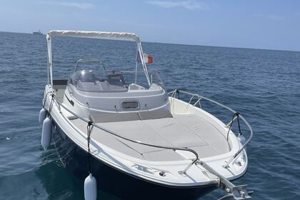 Hire Motorboat Jeanneau Cap camarat 6.5 wa Antibes