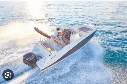 Charter Motorboat Quicksilver Activ 605 Trogir