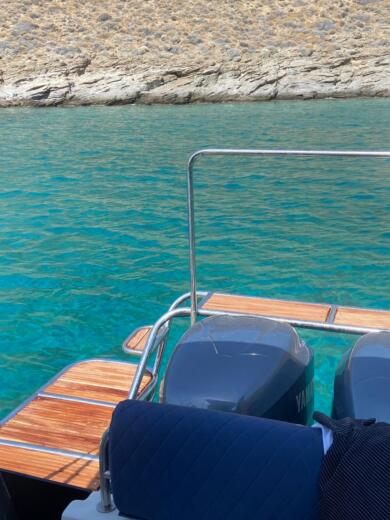 Λαύριο RIB Great White Faethon 31 Ft alt tag text