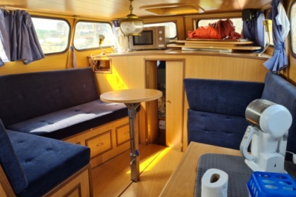 Charter Houseboat yansma Final Model Drimmelen