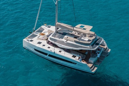 Aluguel Catamarã Fountaine Pajot New 44 Portimão