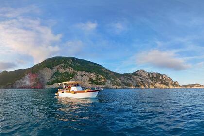 Charter Motorboat Libeccio Gozzo Walk Around La Spezia