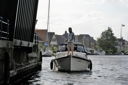 Verhuur Motorboot Rivercruise Hardtop Sneek