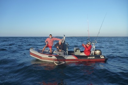 Location Semi-rigide ZODIAC pro racing 5.50 Île d'Yeu
