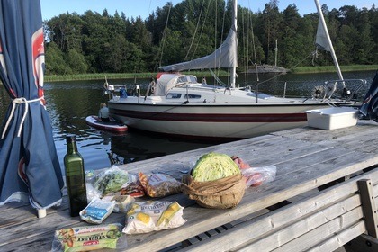 Hyra båt Segelbåt Aphrodite Aphrodite 25 Bromma