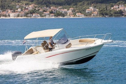 Rental Motorboat Jeanneau Cap Camarat 7.5 Cc Split