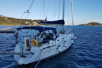 Charter Sailboat BENETEAU OCEANIS 343 Skiathos