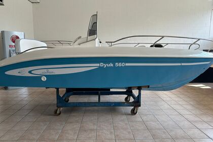 Noleggio Barca senza patente  Blu mare Dyuk 560 Como