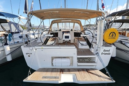 Czarter Jacht żaglowy DUFOUR 430 Trogir
