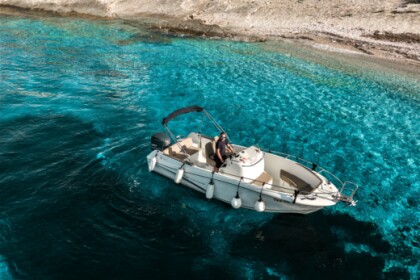 Charter Motorboat JEANNEAU CAP CAMARAT 750 Vela Luka