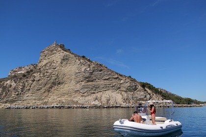 Rental RIB Capelli Capelli Tempest 570 Cagliari