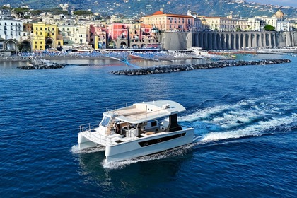 Rental Motorboat CATAMARAN SB380 - Terrace Master Sorrento