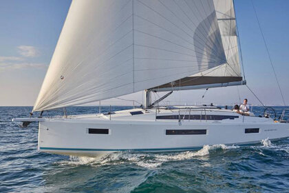 Miete Segelboot Jeanneau Sun Odyssey 410 - 3 cab. Krk