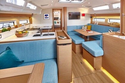 Charter Sailboat Jeanneau Sun Odyssey 490 Šolta