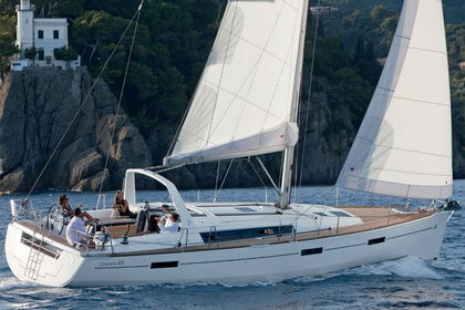 Hire Sailboat  Oceanis 45-4 Las Galletas