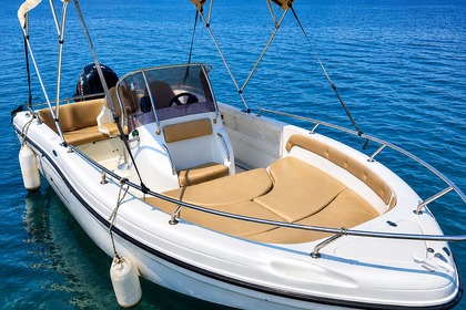 Miete Motorboot Ranieri 560 Open Carnon