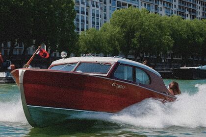 Location Bateau à moteur The Chris Craft Sportsman Paris