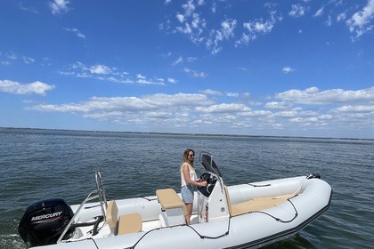 Rental RIB Bombard Bombard Sunrider 650 Arcachon